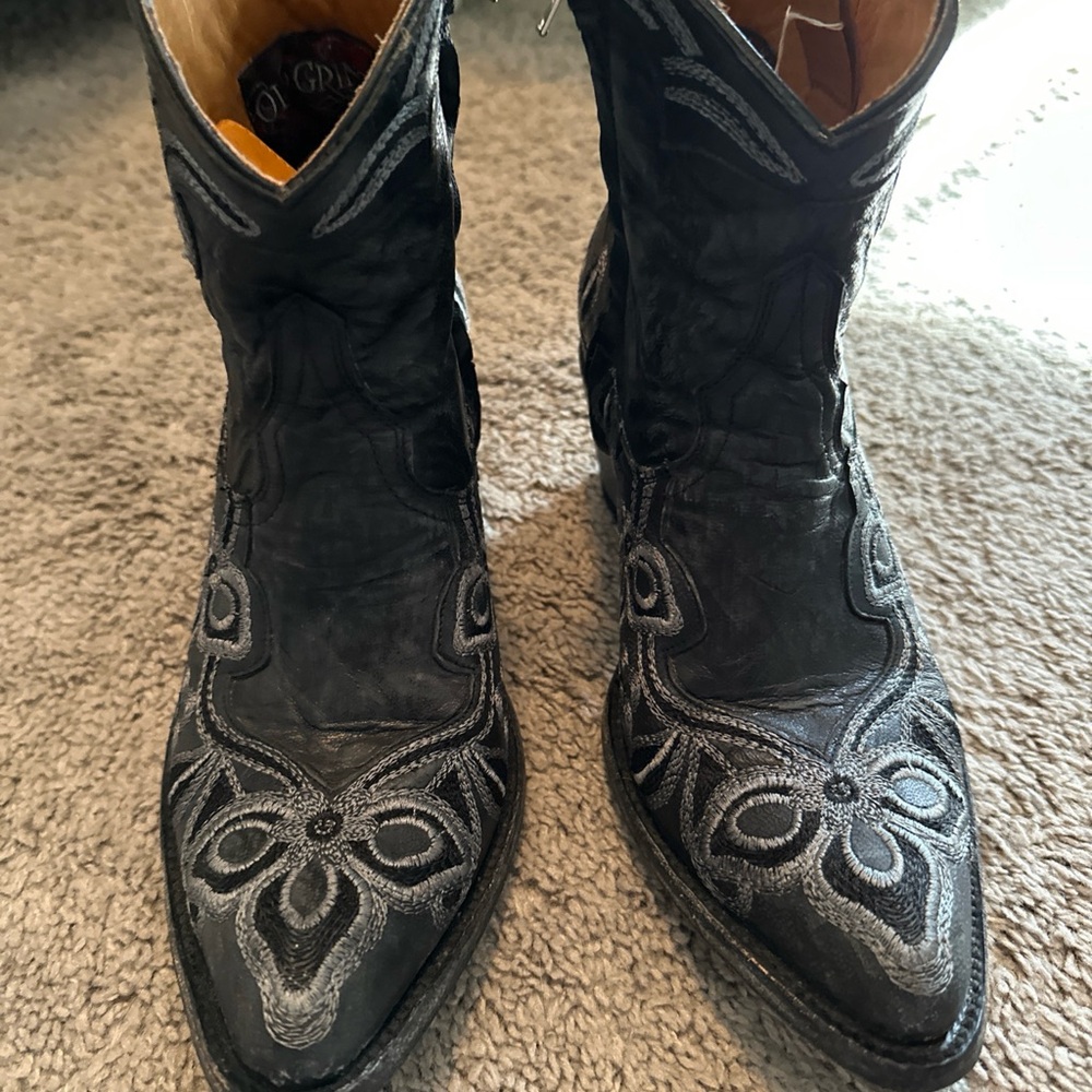 Old Gringo Black and Gray Embroidered Ankle Boots - Picture 7 of 7
